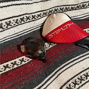Taylormade Stealth 2 Driver Head and Cover GOLF